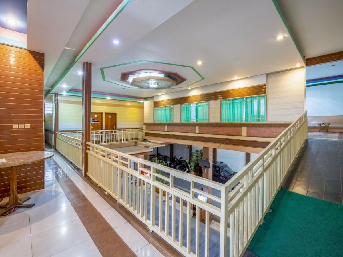 Hotel Sahabat 2 Jakarta Buitenkant foto